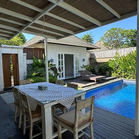 Villa Alam Biru II サヌール エクステリア 写真